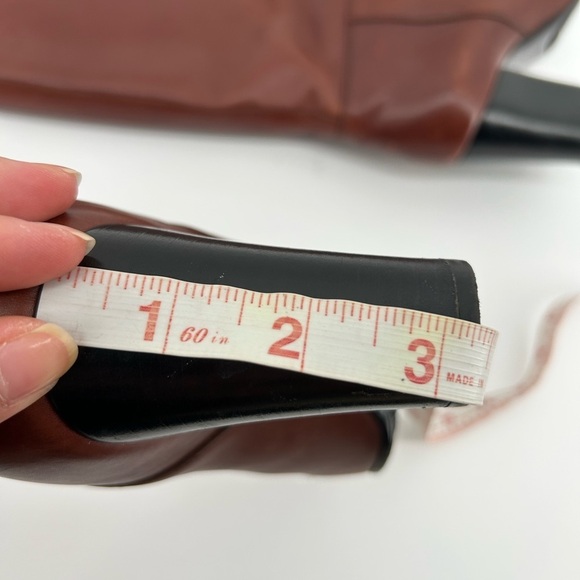 Chanel brown leather camel caramel heeled boots pull on 38.5 with dustbags only - Picture 16 of 16